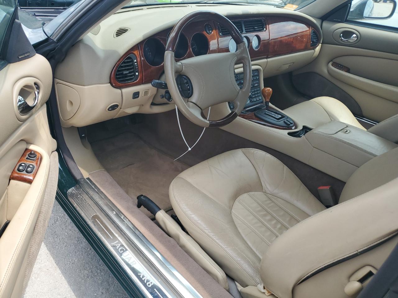 sajgx2040xc040968 SAJGX2040XC040968 1999 Jaguar Xk8