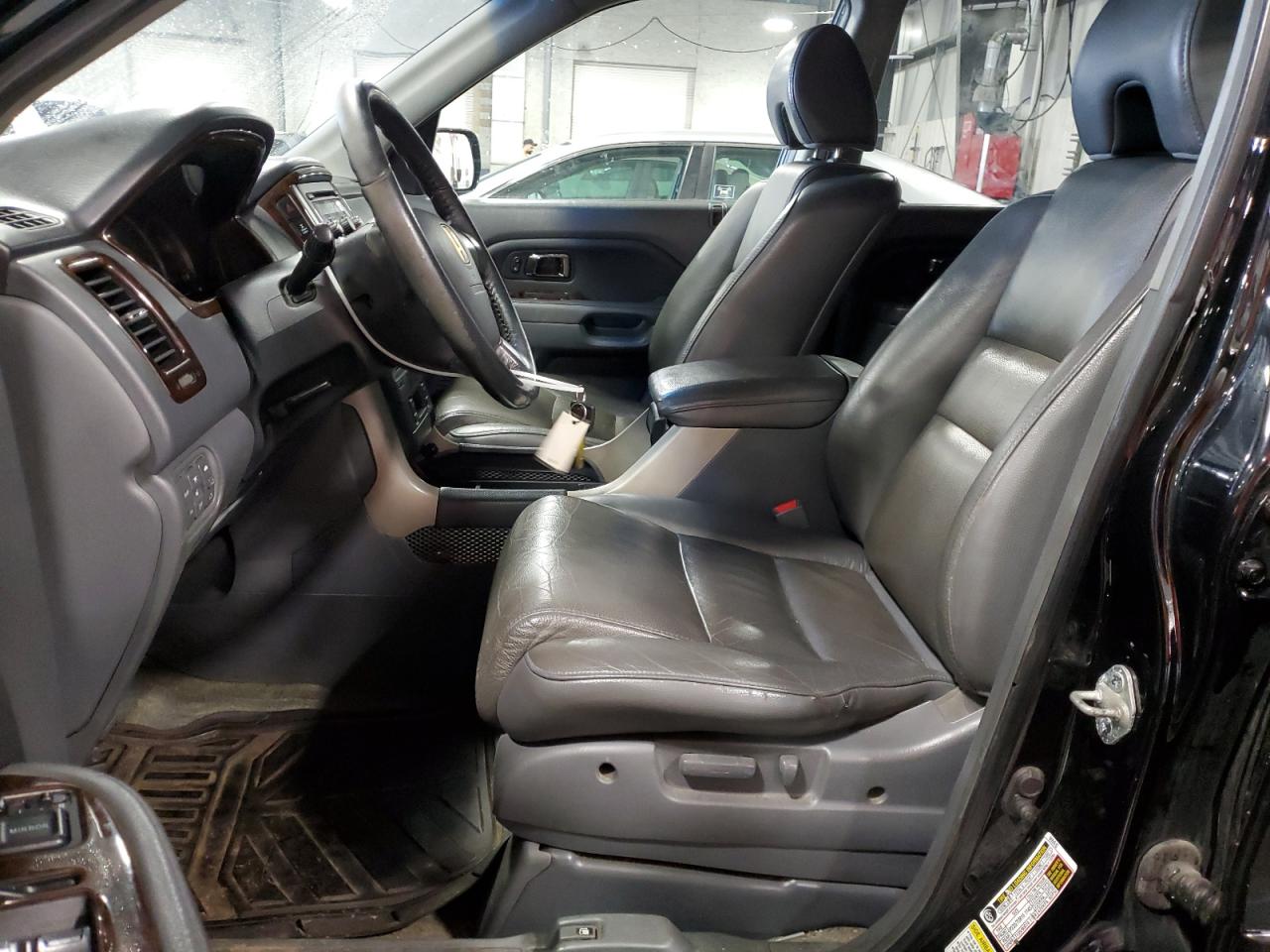 2006 Honda Pilot Ex VIN: 5FNYF18676B027741 Lot: 64208455