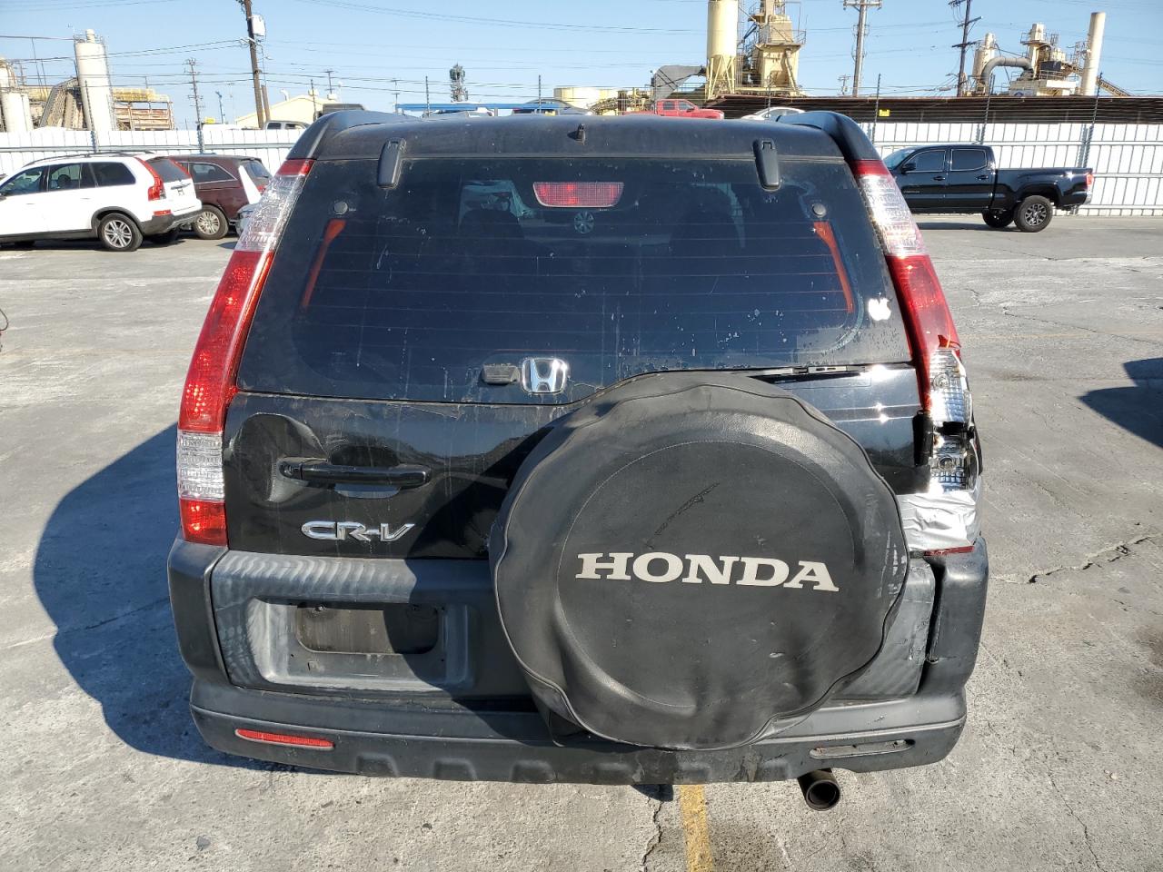 2005 Honda Cr-V Lx VIN: JHLRD68505C000023 Lot: 64843185