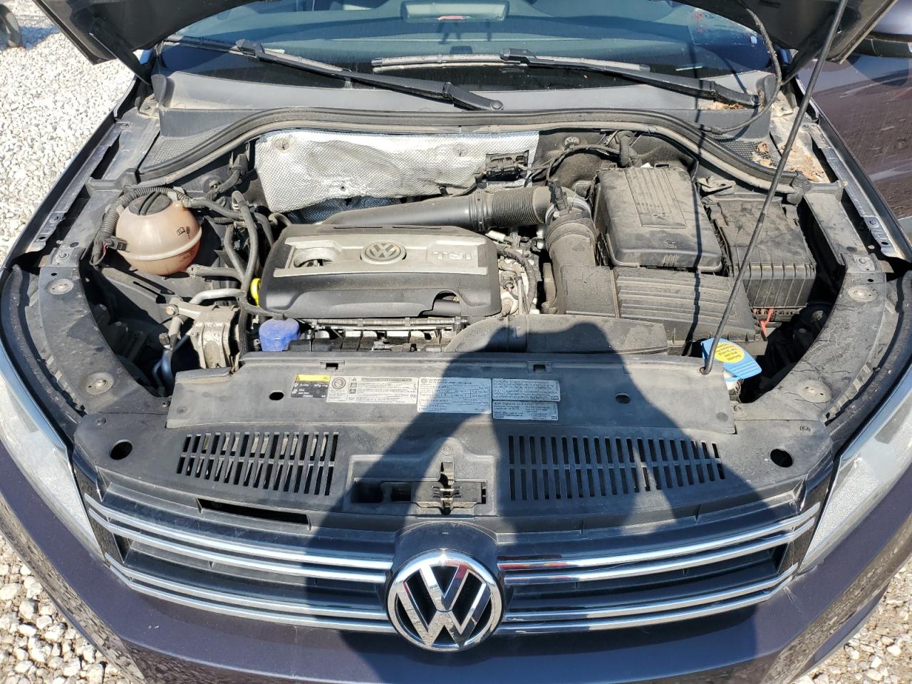 2016 Volkswagen Tiguan S VIN: WVGBV7AXXGW568645 Lot: 64444205