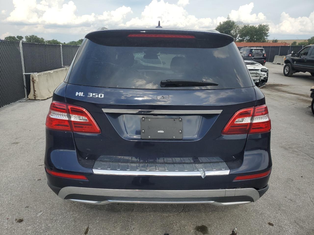 2015 Mercedes-Benz Ml 350 VIN: 4JGDA5JB1FA571667 Lot: 64392795