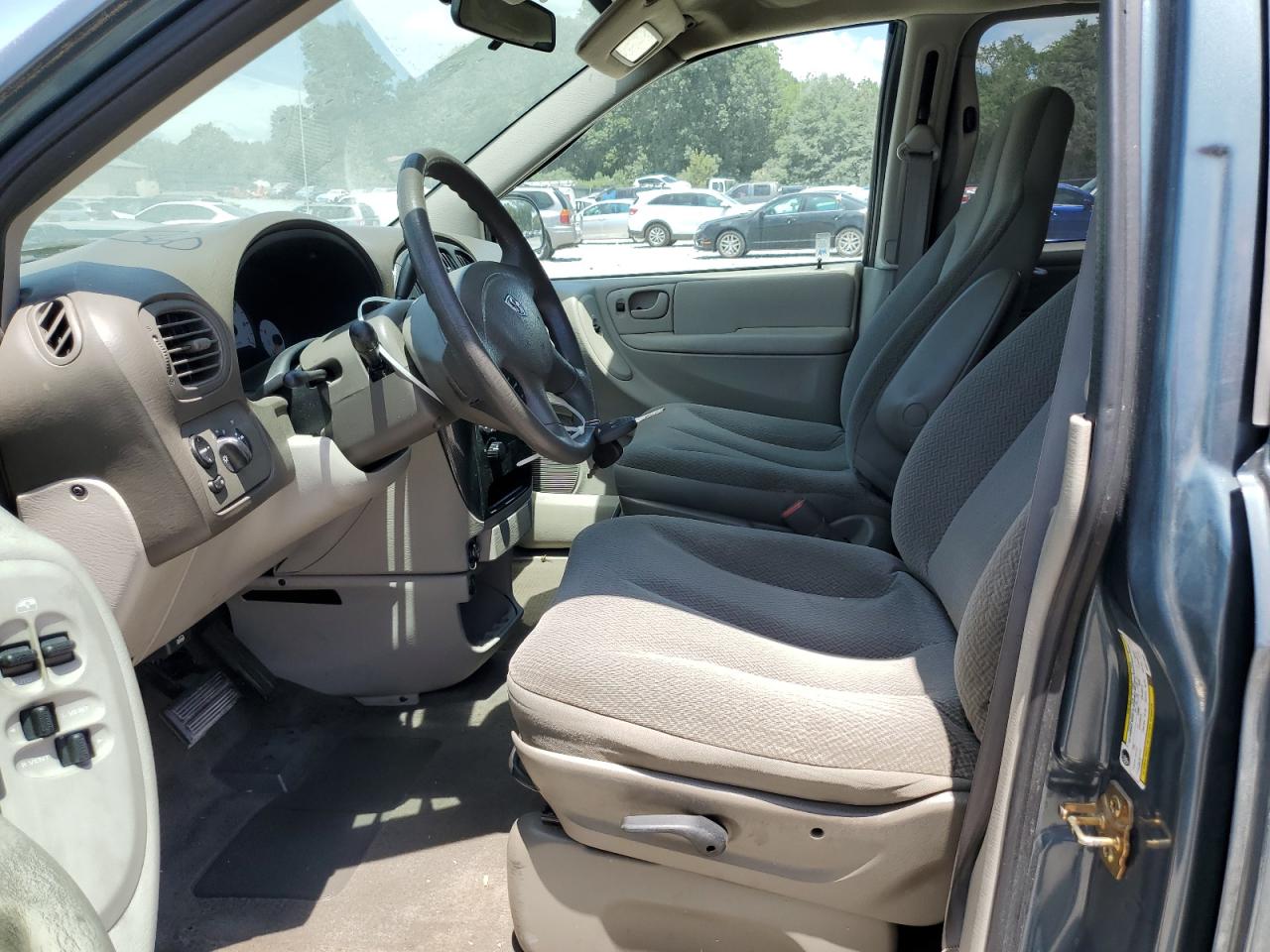 2005 Dodge Caravan Sxt VIN: 1D4GP45R75B321668 Lot: 65255285