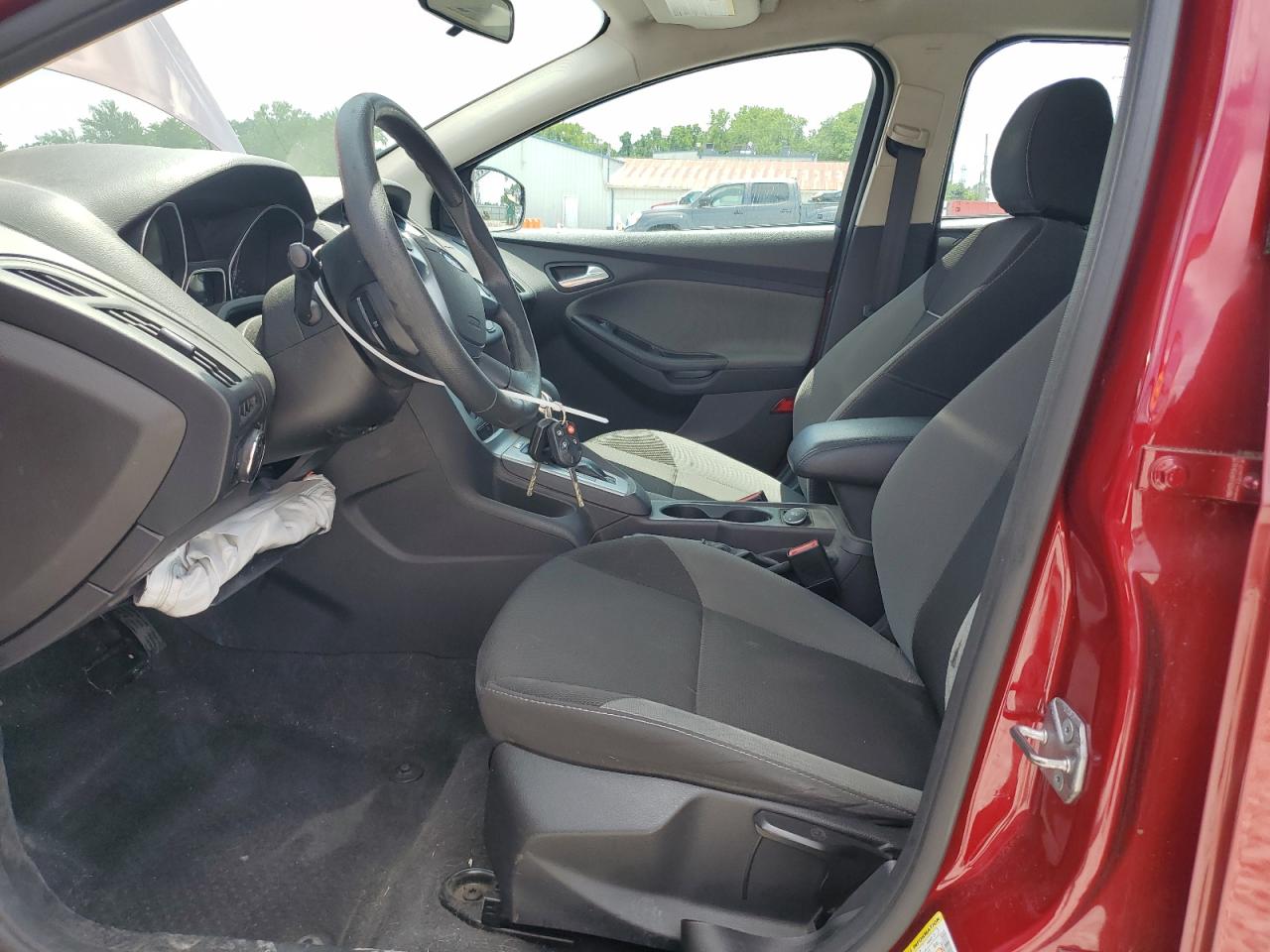 2014 Ford Focus Se VIN: 1FADP3F24EL310302 Lot: 65281475