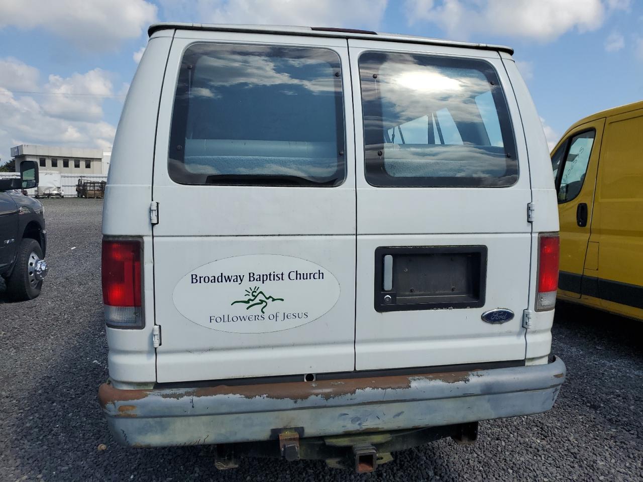 1998 Ford Econoline E350 Super Duty VIN: 1FBSS31LXWHA38976 Lot: 64163225