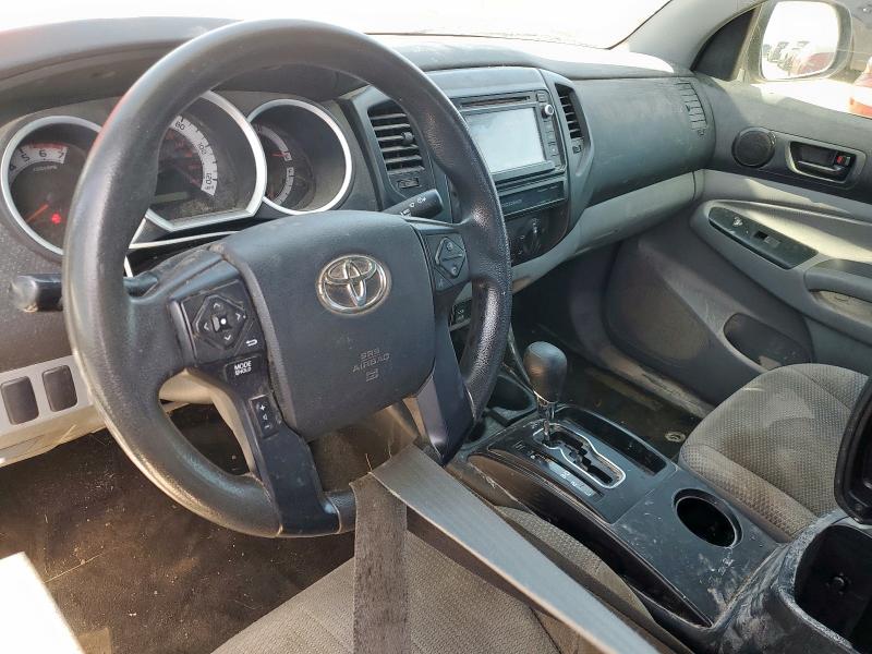  TOYOTA TACOMA 2015 Srebrny