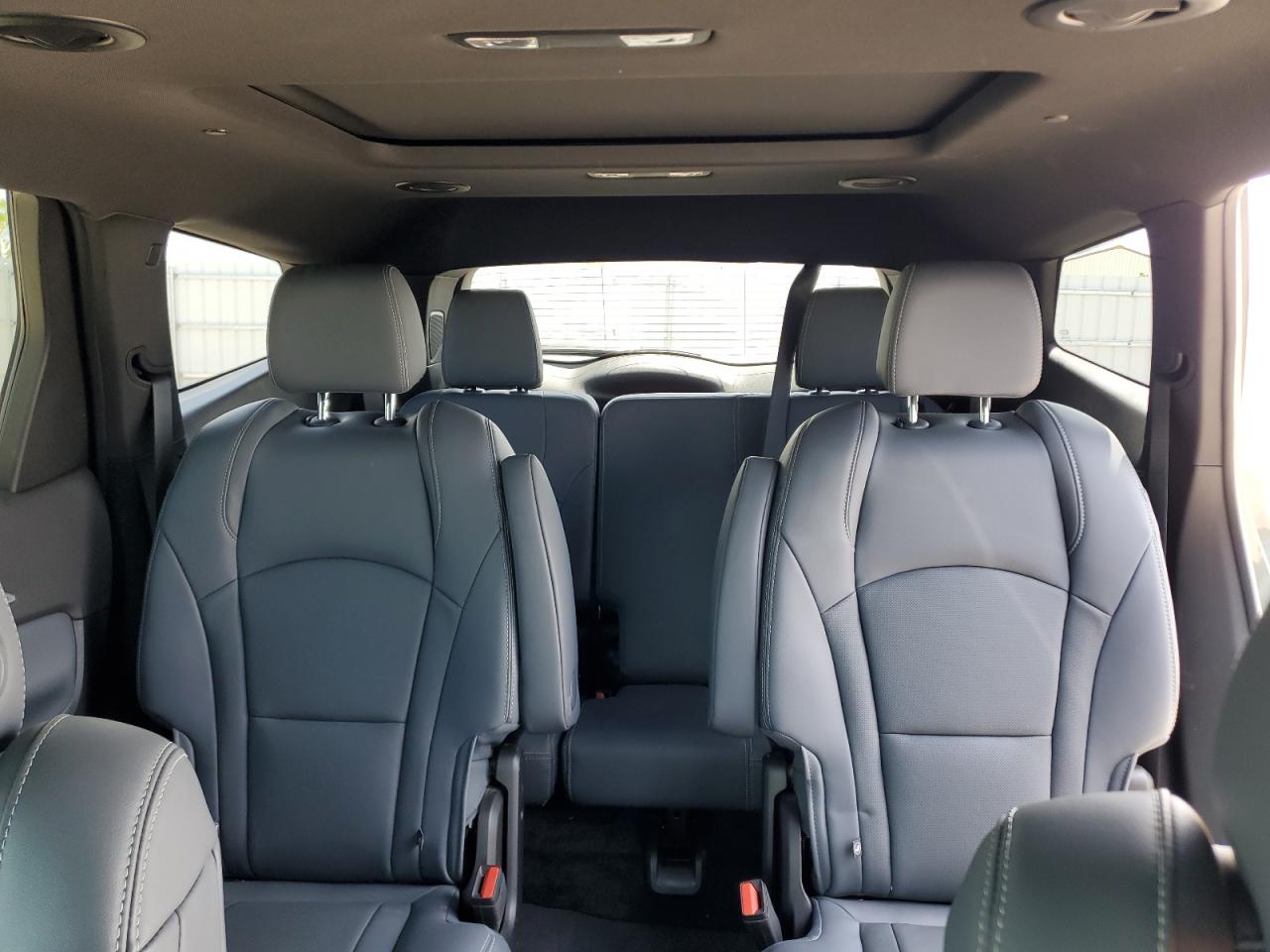 2023 Buick Enclave Premium VIN: 5GAEVBKW3PJ182058 Lot: 64881175