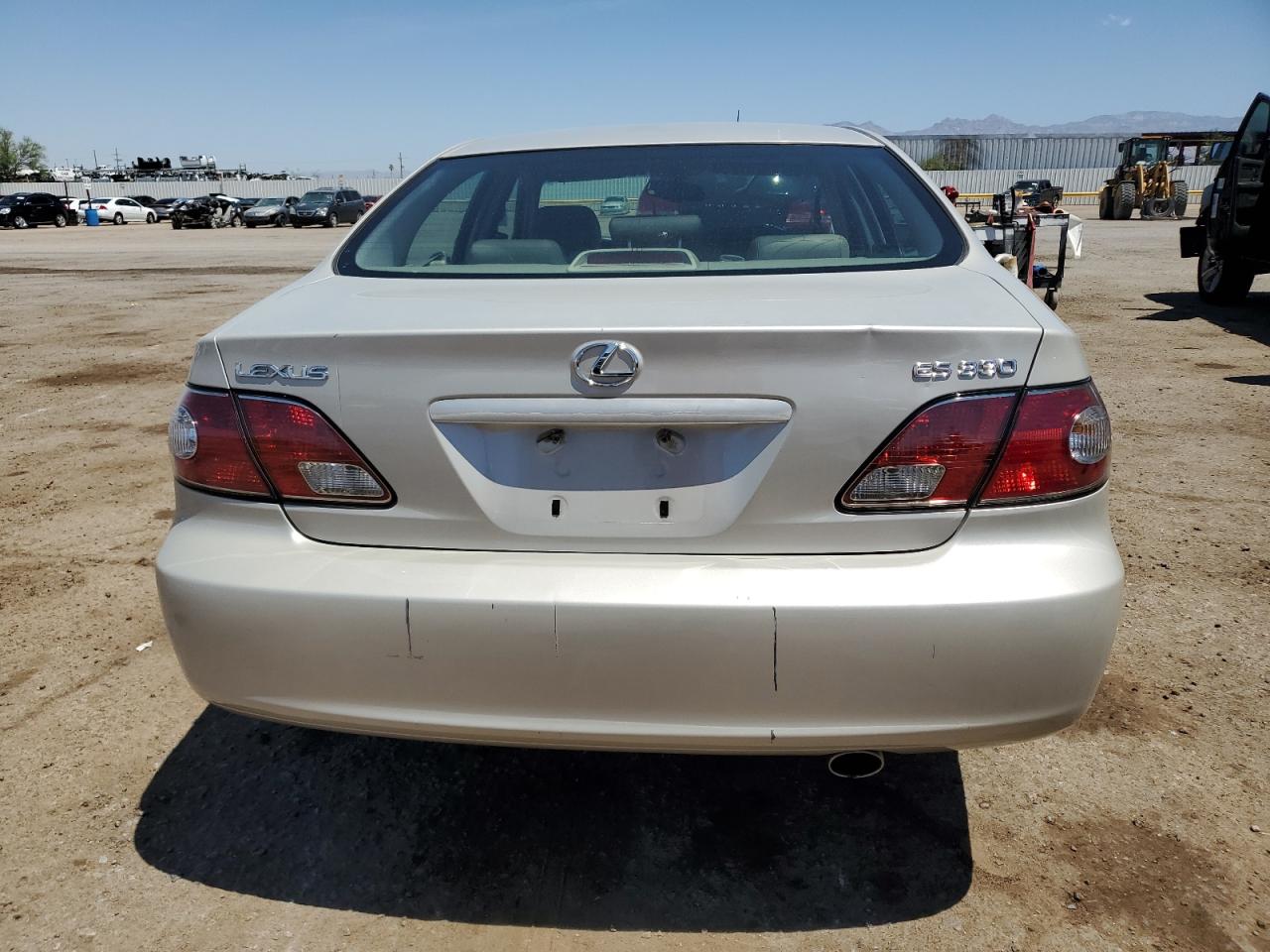 2004 Lexus Es 330 VIN: JTHBA30G845008911 Lot: 64307005