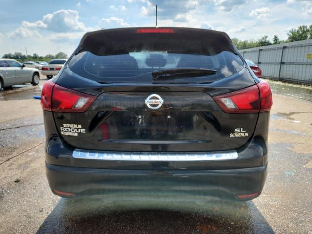  NISSAN ROGUE 2018 Czarny