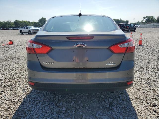 Sedans FORD FOCUS 2012 Szary