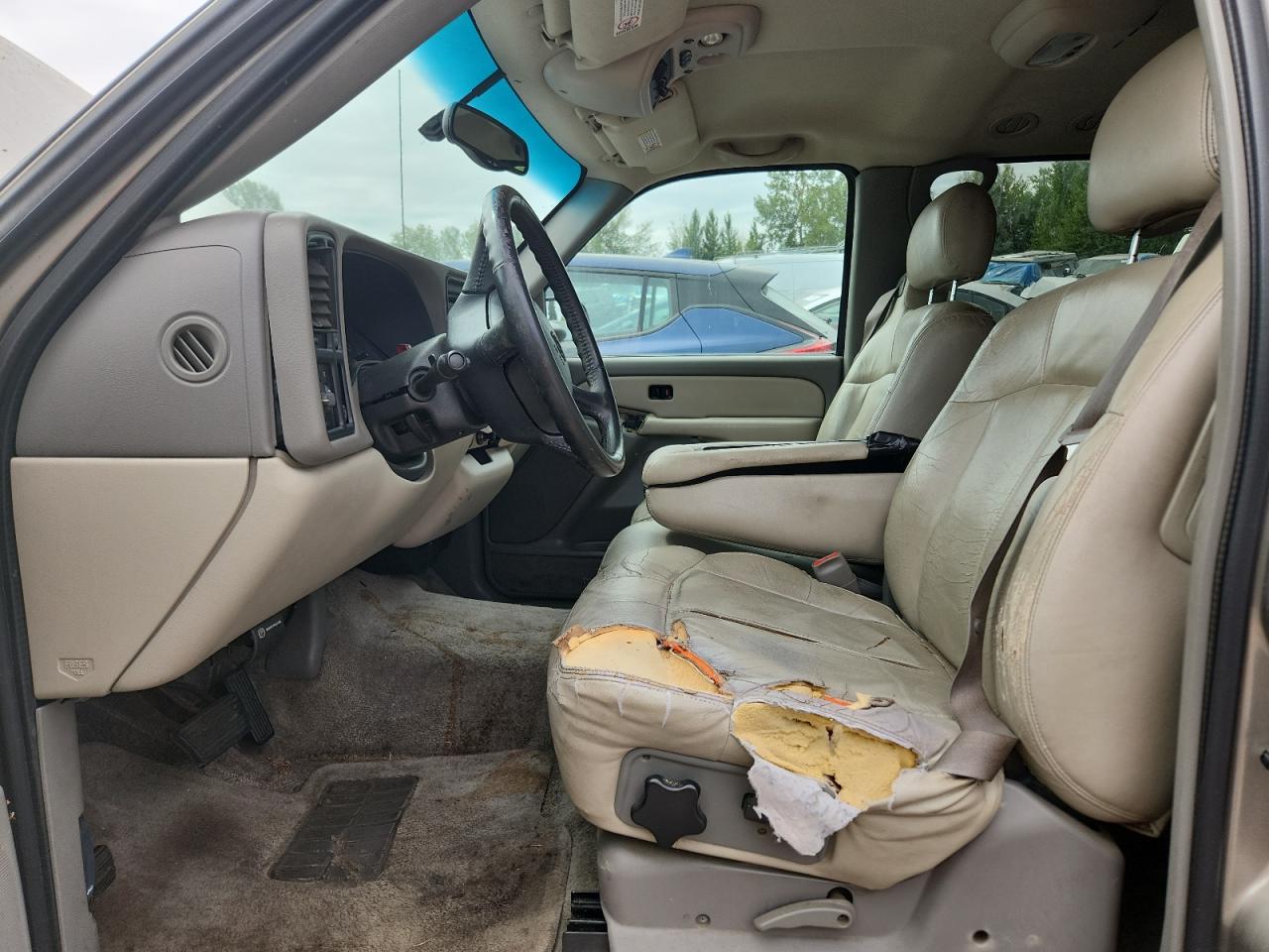 2000 Chevrolet Suburban K1500 VIN: 3GNFK16T8YG154983 Lot: 64551975