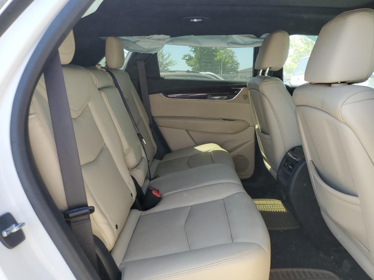 2017 Cadillac Xt5 Premium Luxury VIN: 1GYKNERS2HZ239773 Lot: 63873615
