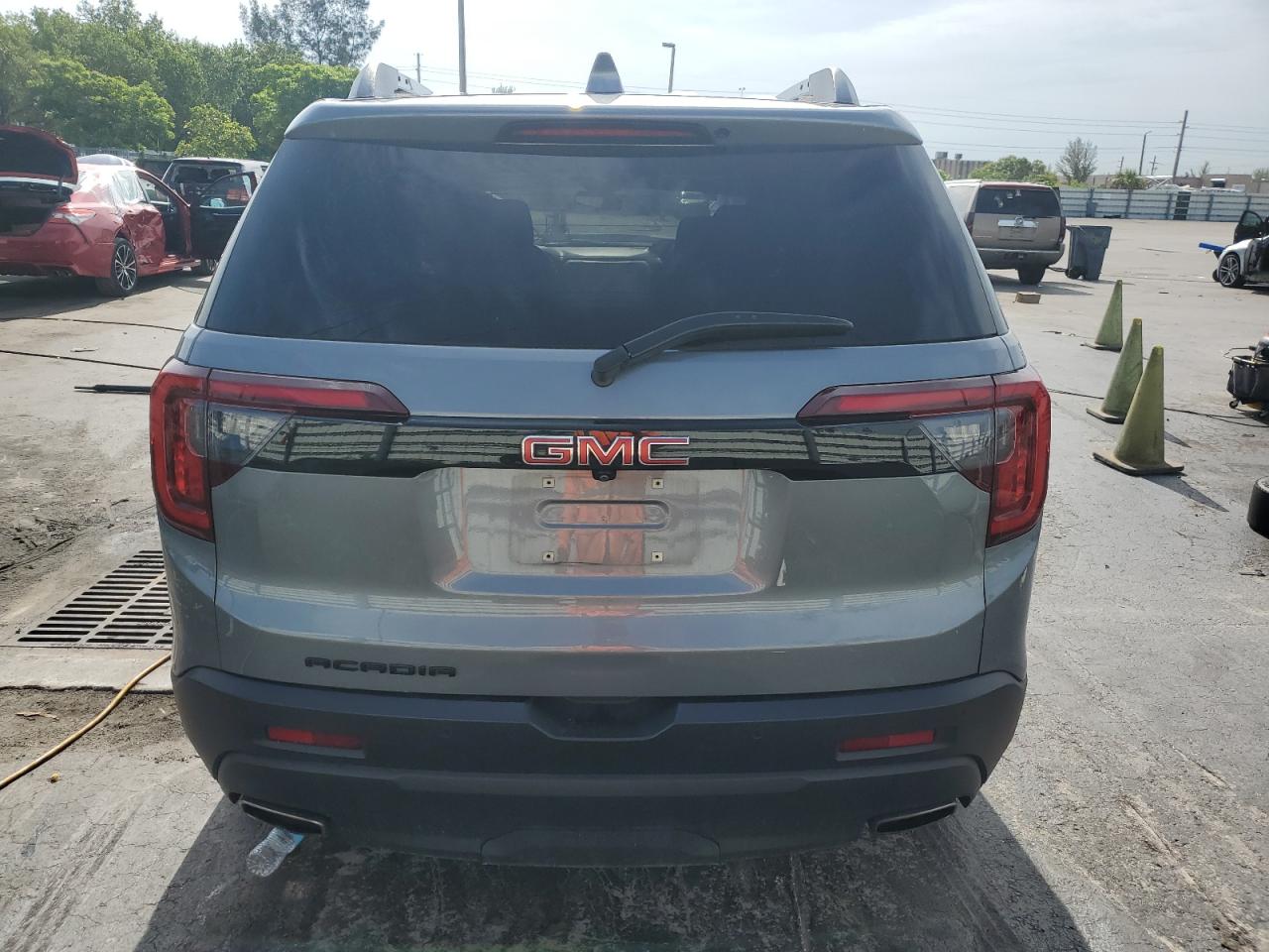 2022 GMC Acadia Sle VIN: 1GKKNKL43NZ103229 Lot: 64607025