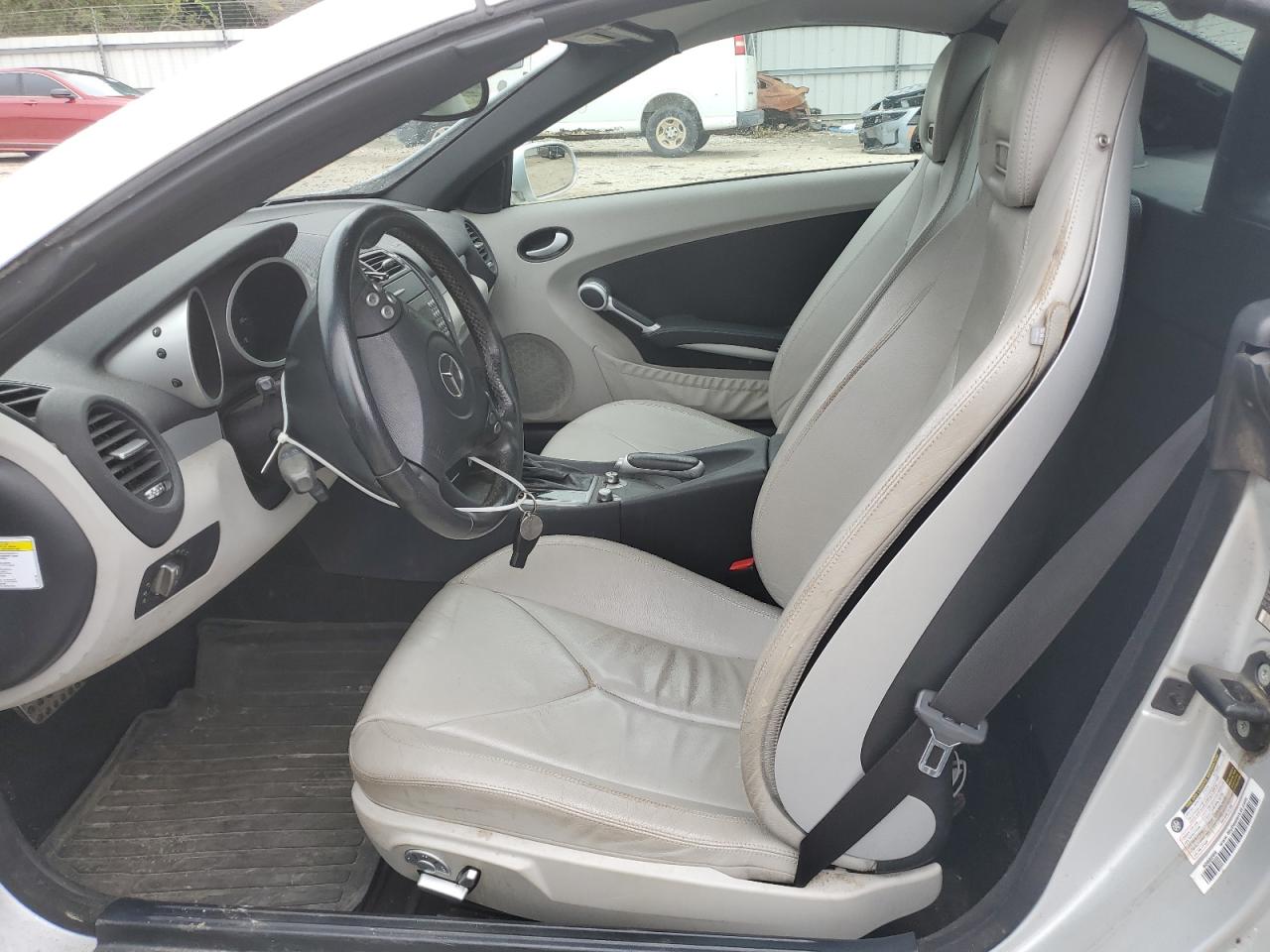 2006 Mercedes-Benz Slk 350 VIN: WDBWK56F06F104456 Lot: 62647875