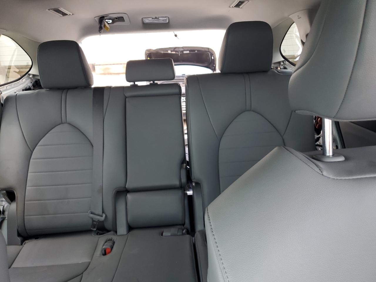 2022 Toyota Highlander Xle VIN: 5TDGZRBH1NS242389 Lot: 65867875