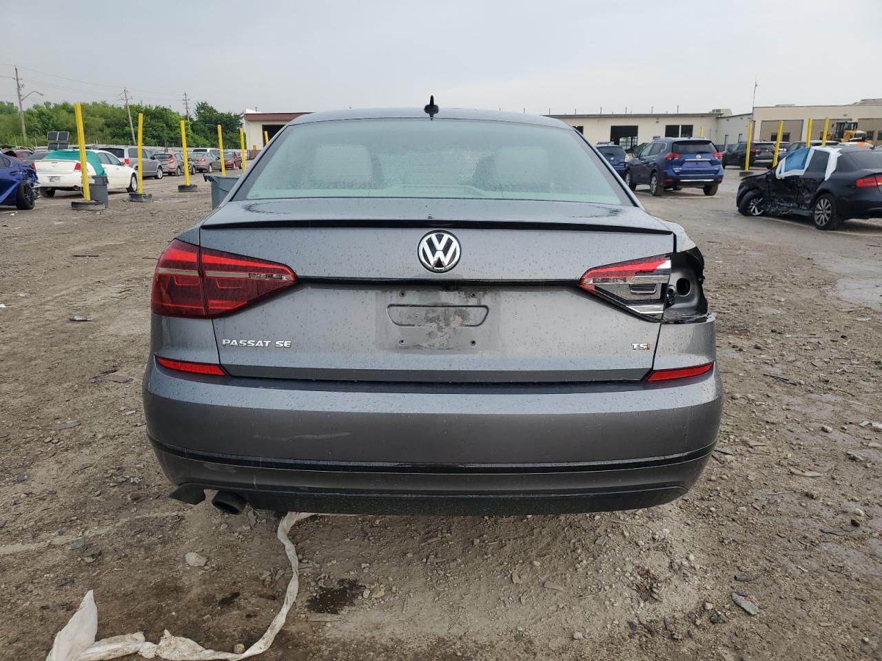 2017 Volkswagen Passat Se VIN: 1VWBT7A3XHC000113 Lot: 64001145