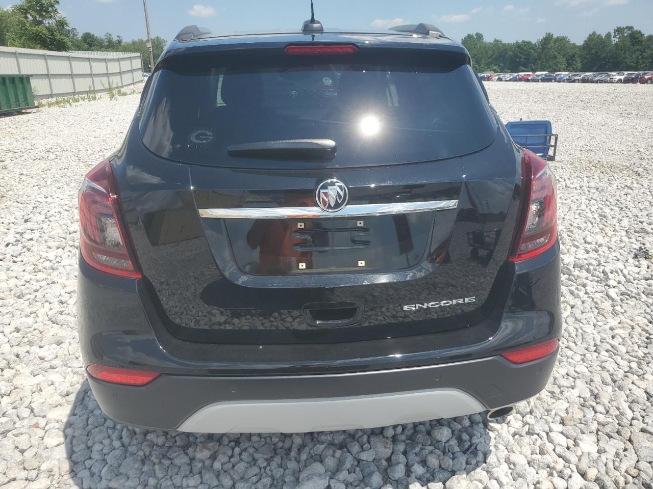 2019 Buick Encore Essence VIN: KL4CJCSM0KB930882 Lot: 63638165