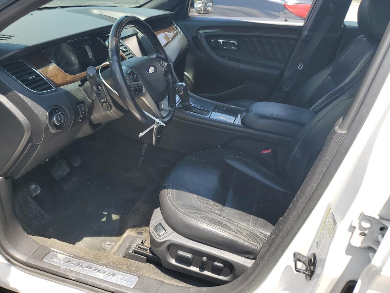 2013 Ford Taurus Limited VIN: 1FAHP2F81DG202727 Lot: 62662455