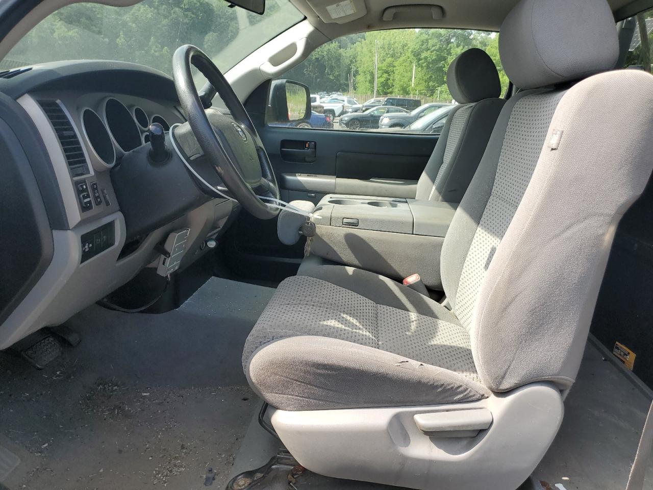 2010 Toyota Tundra VIN: 5TFMY5F13AX136588 Lot: 63271295