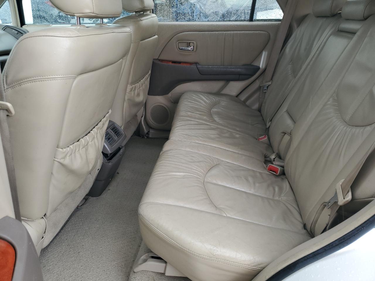 2002 Lexus Rx 300 VIN: JTJHF10U820289235 Lot: 65230665