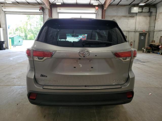  TOYOTA HIGHLANDER 2015 Srebrny