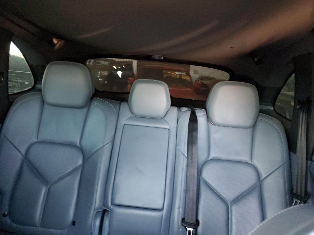 2012 Porsche Cayenne S VIN: WP1AB2A22CLA42830 Lot: 64792175