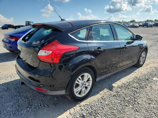 Hatchbacks FORD FOCUS 2012 Black