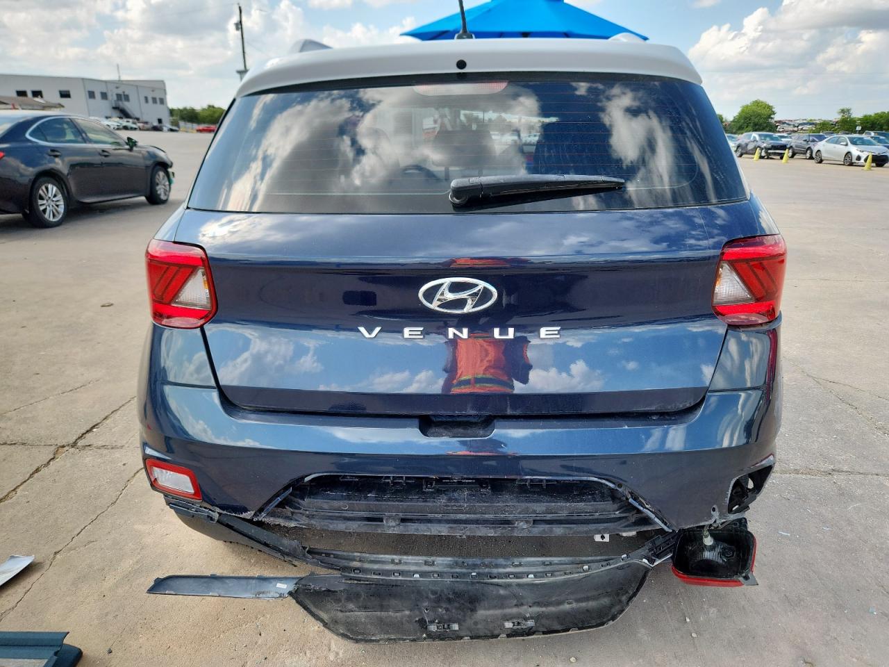 2023 Hyundai Venue Sel VIN: KMHRC8A30PU234871 Lot: 64123195