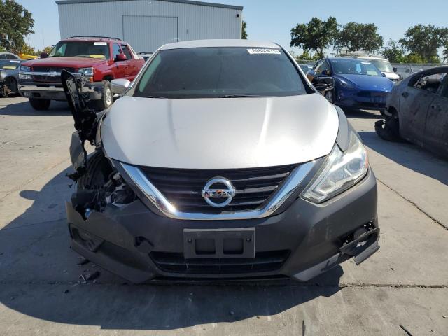  NISSAN ALTIMA 2017 Srebrny