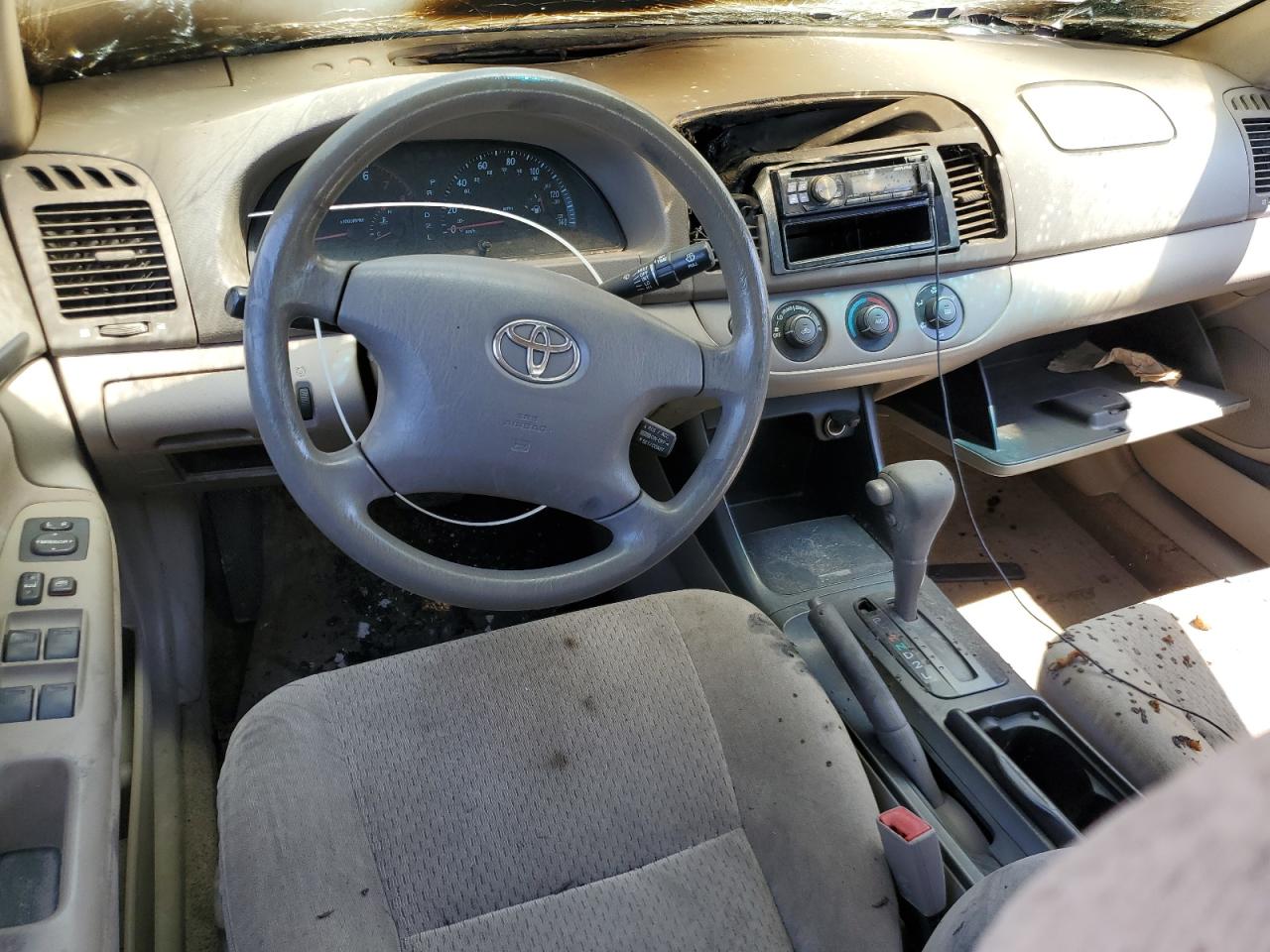 2002 Toyota Camry Le VIN: JTDBE32K220006556 Lot: 67212785