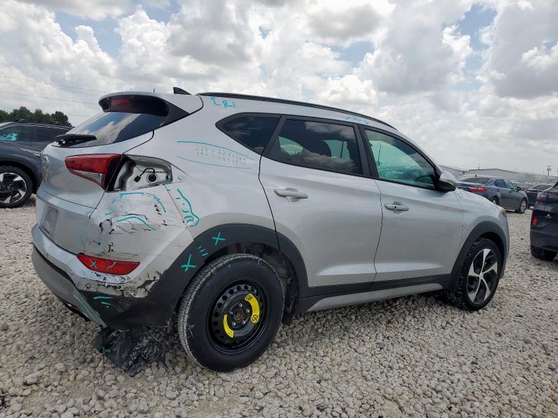  HYUNDAI TUCSON 2018 Srebrny