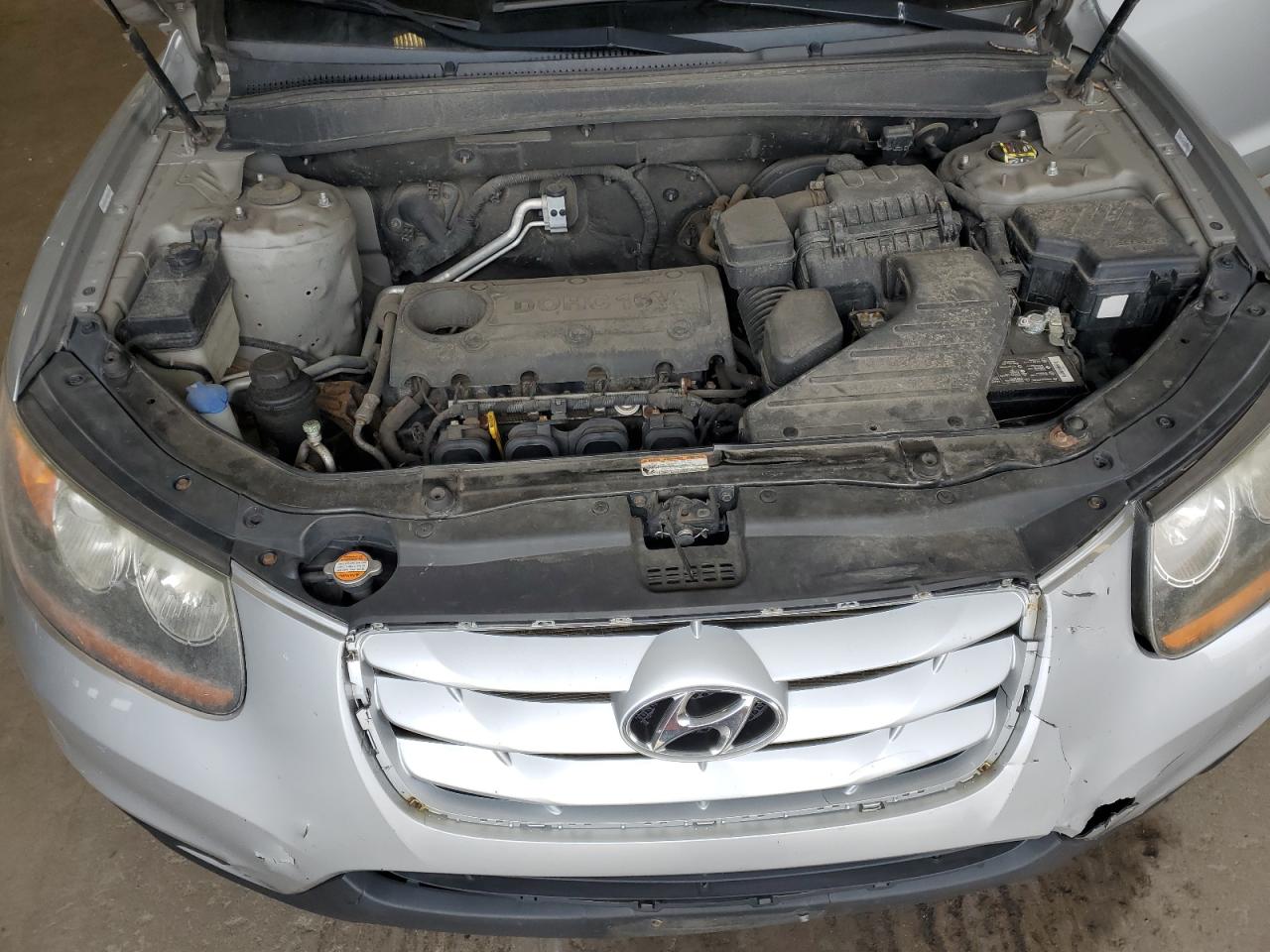 2010 Hyundai Santa Fe Gls VIN: 5NMSG3AB0AH395692 Lot: 64495235