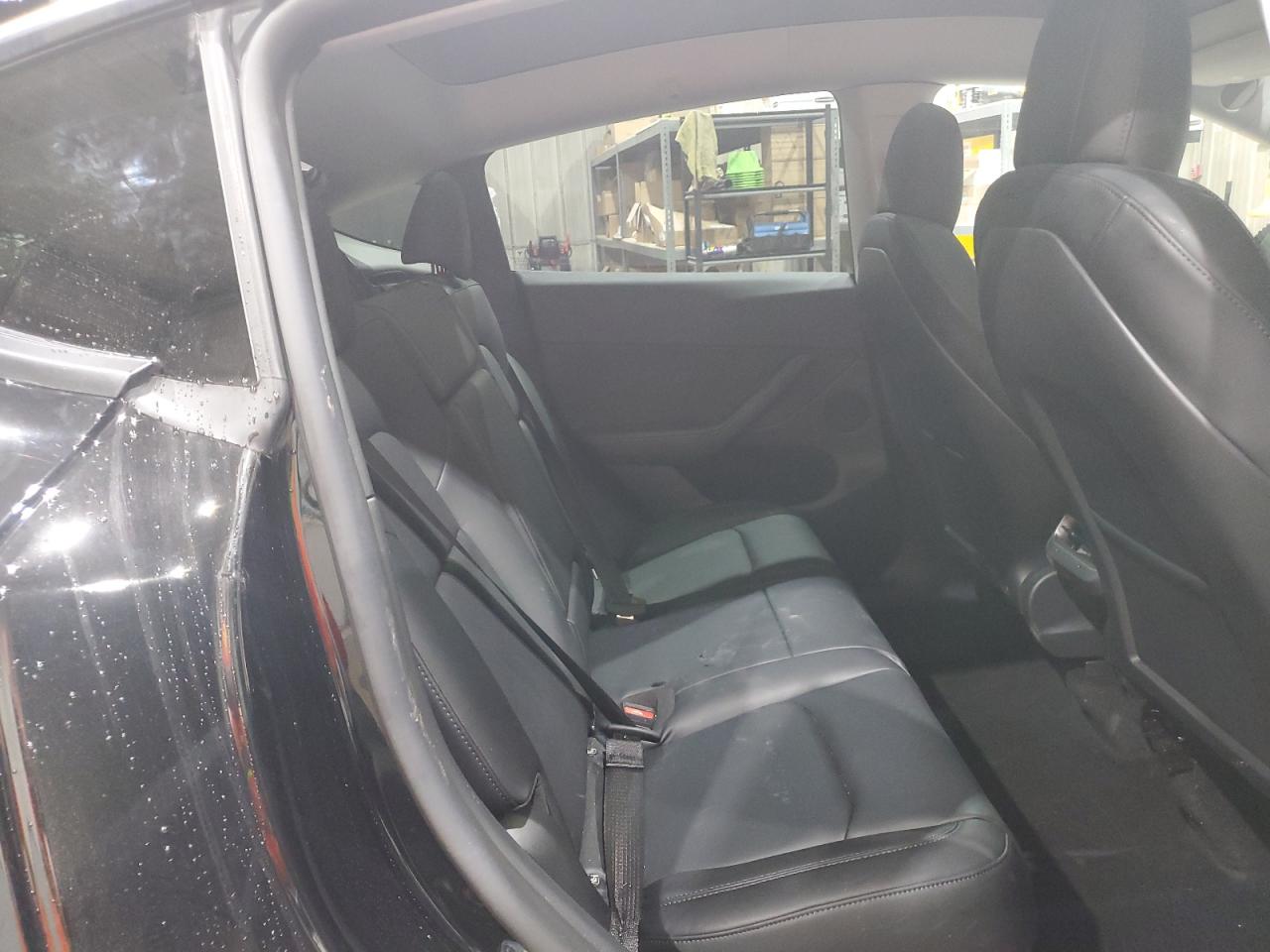 2022 Tesla Model Y VIN: 7SAYGDEF1NF545722 Lot: 65038395