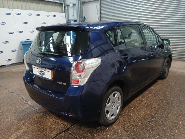 2010 TOYOTA VERSO T2 V