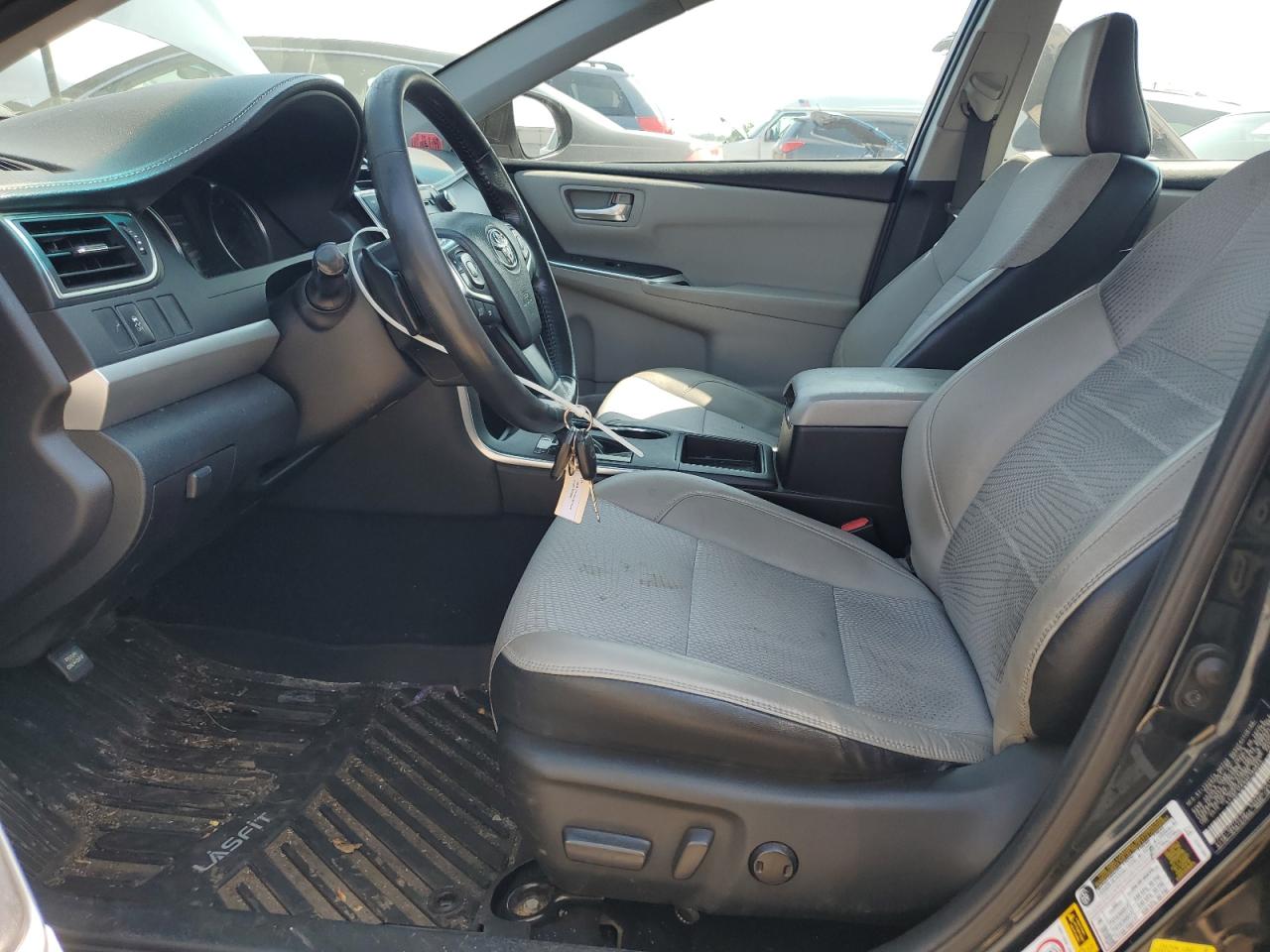 2016 Toyota Camry Le VIN: 4T1BF1FK8GU199853 Lot: 64777415