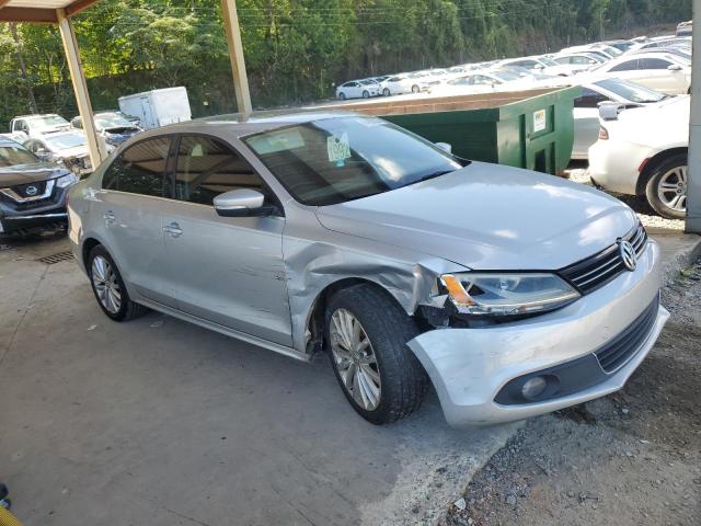  VOLKSWAGEN JETTA 2013 Srebrny
