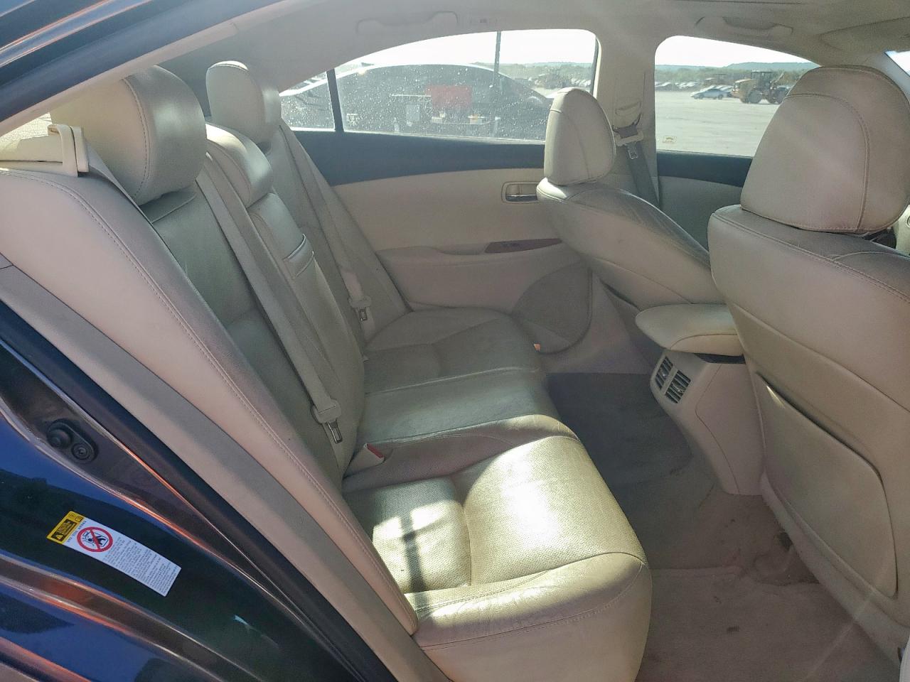 jthbk1eg0b2468203 JTHBK1EG0B2468203 2011 Lexus Es 350