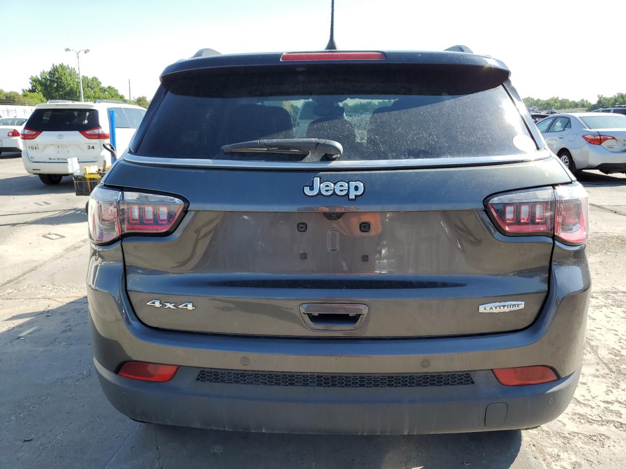 2018 Jeep Compass Latitude VIN: 3C4NJDBB1JT315242 Lot: 64333865