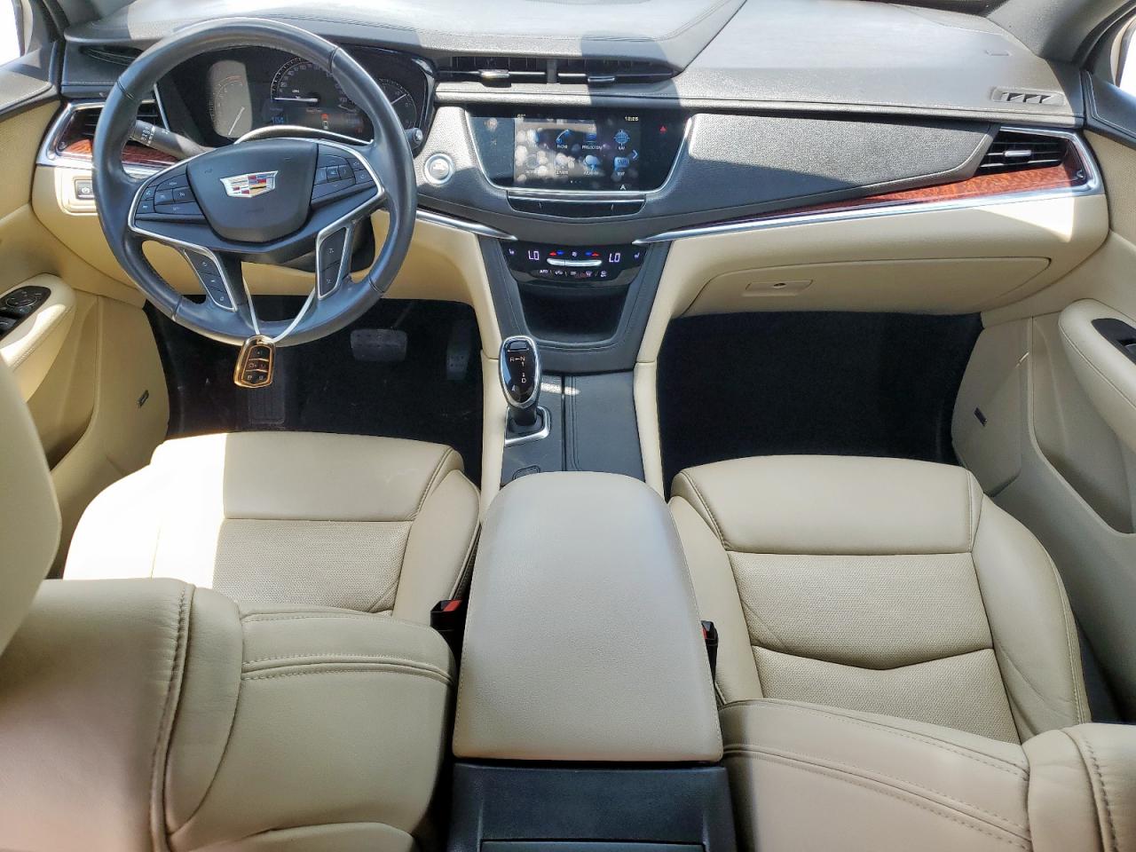 2018 Cadillac Xt5 Luxury VIN: 1GYKNCRS6JZ183721 Lot: 63534145