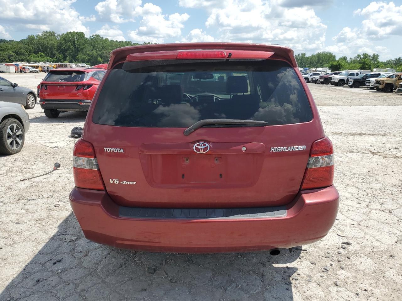 2005 Toyota Highlander Limited VIN: JTEEP21A750115704 Lot: 63742625