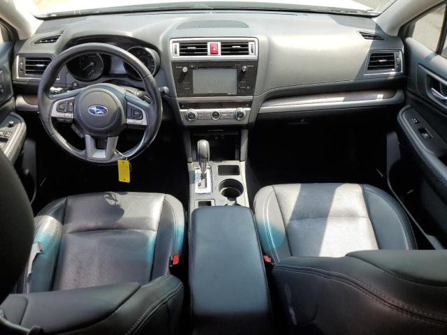  SUBARU OUTBACK 2015 Biały