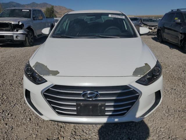  HYUNDAI ELANTRA 2018 Biały