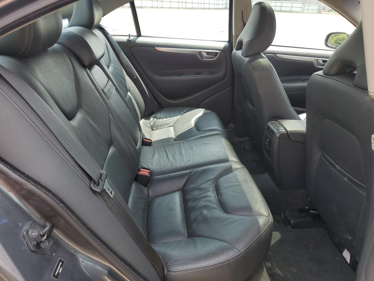 2008 Volvo S60 2.5T VIN: YV1RS592382671787 Lot: 64845795