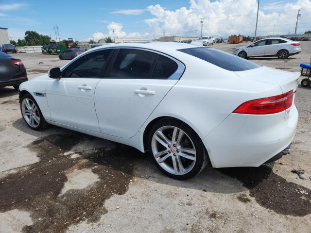  JAGUAR XE 2017 Белы
