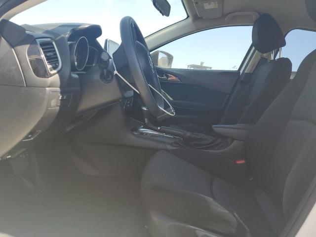  MAZDA 3 2015 White