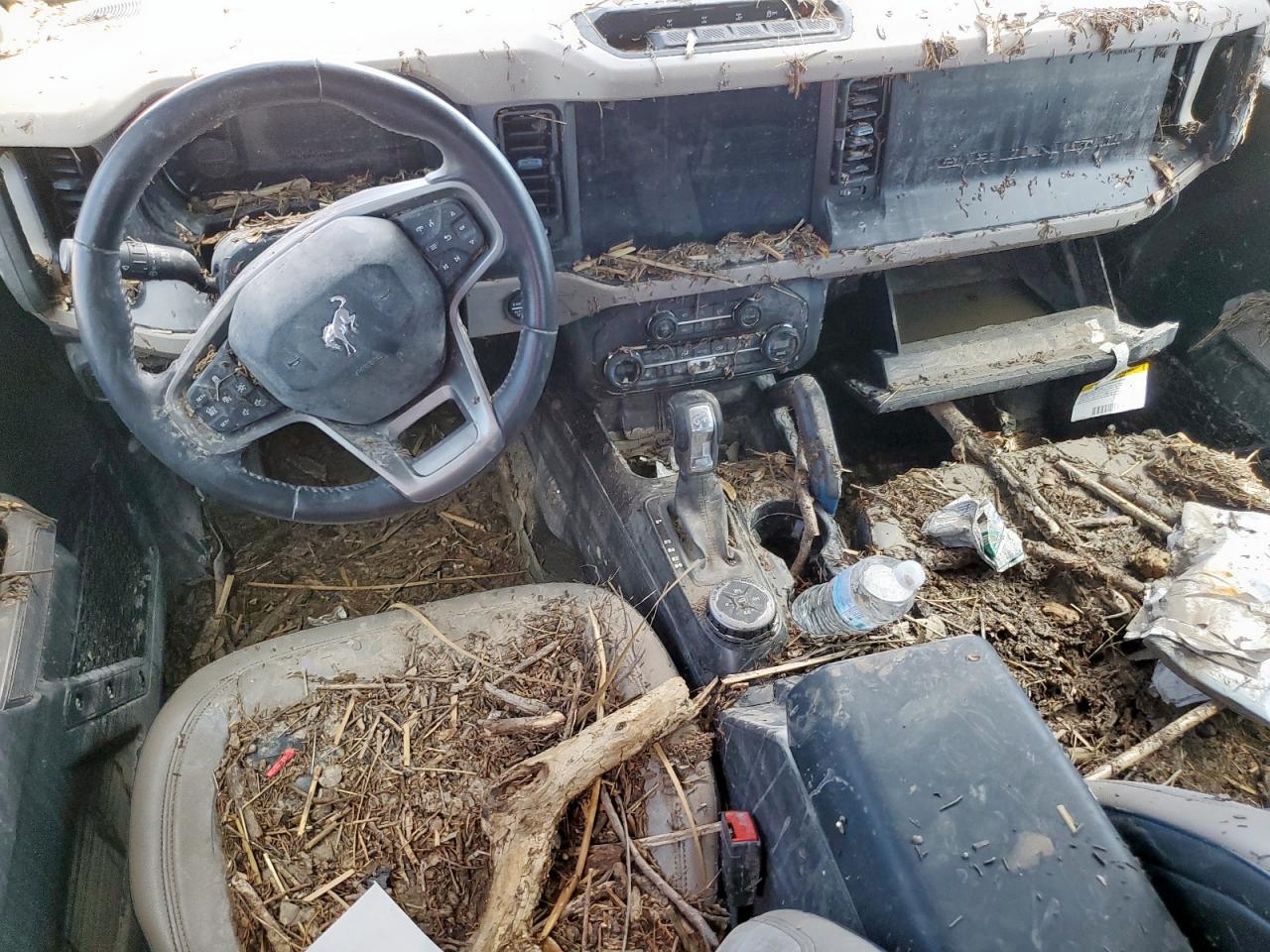 2021 Ford Bronco Base VIN: 1FMEE5DPXMLA68415 Lot: 64988225
