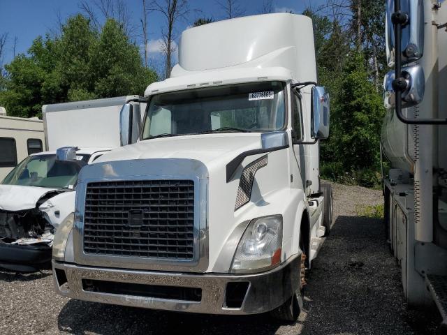 2014 VOLVO VN VNL  