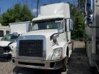 2014 VOLVO VN VNL   à vendre chez Copart ON - COOKSTOWN