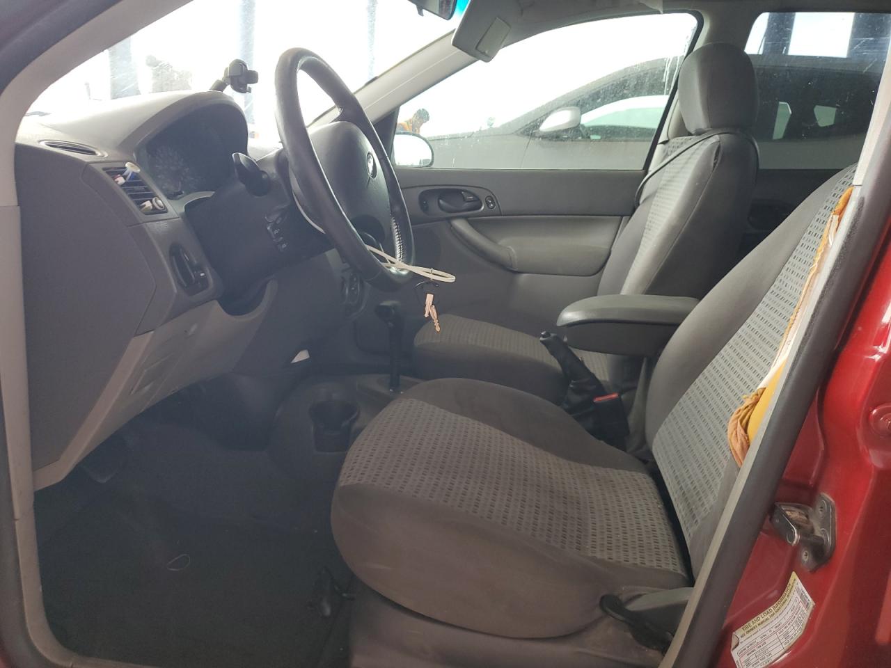 2005 Ford Focus Zxw VIN: 1FAHP36N95W276240 Lot: 64863675