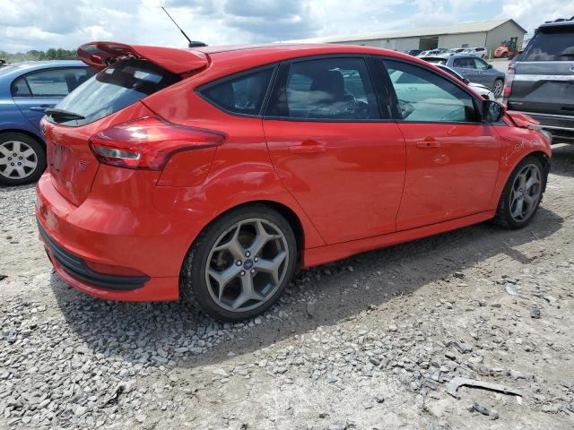  FORD FOCUS 2017 Red