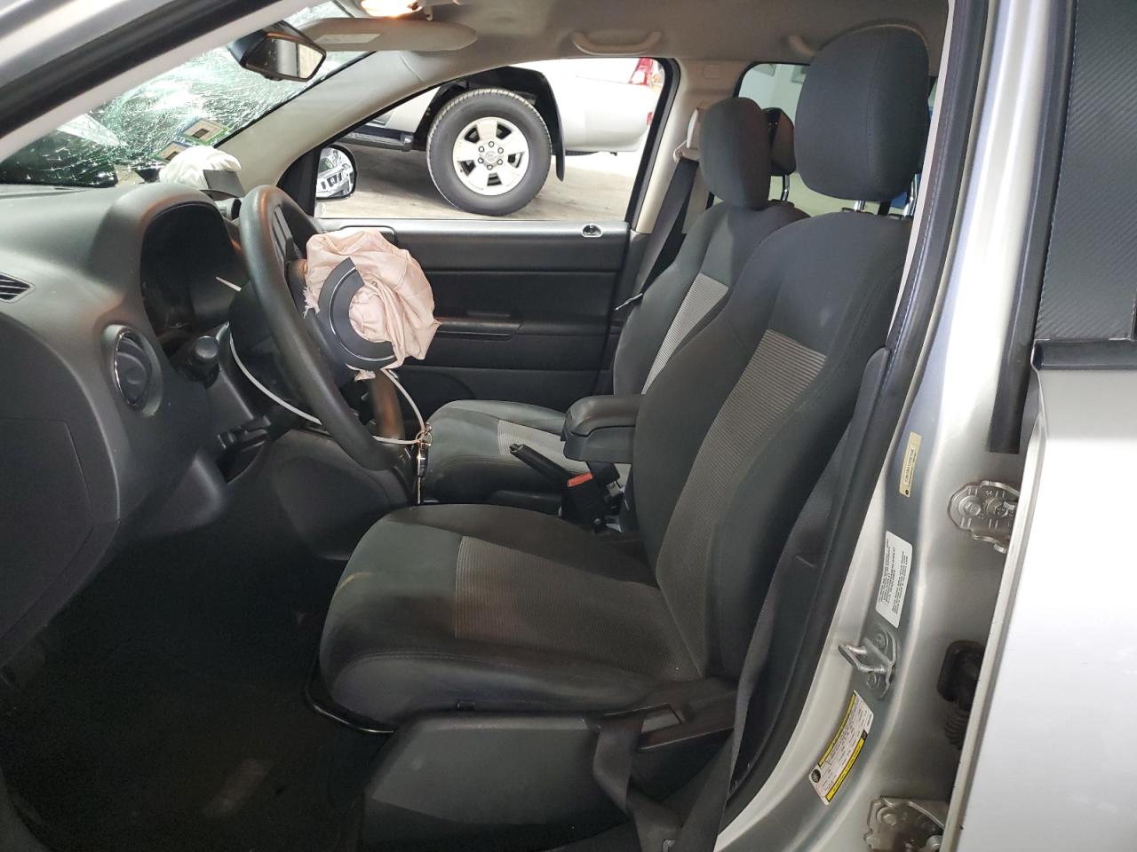 2012 Jeep Compass Sport VIN: 1C4NJCBA1CD601036 Lot: 64318805